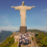 40 años de AUSJAL. Líderes de instituciones de educación superior confiadas a la Compañía de Jesús discutieron desafíos y perspectivas para la educación en tiempos de IA, durante un simposio realizado en la PUC-Rio