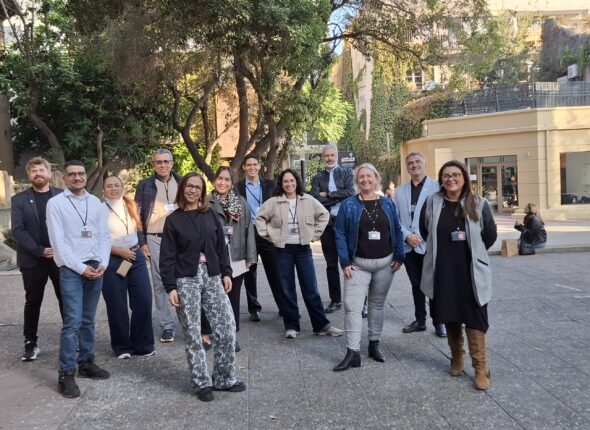 Grupo de homólogos presenciales