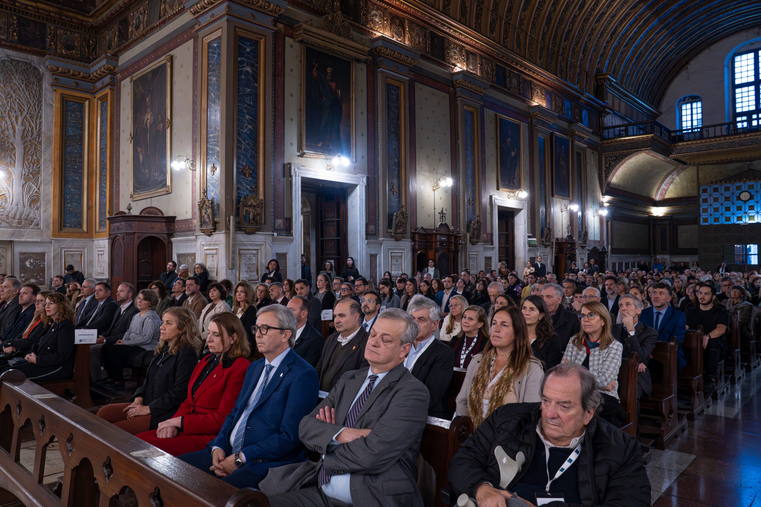 70_misa_toda_la_iglesia_sentada_ae89f58ad3